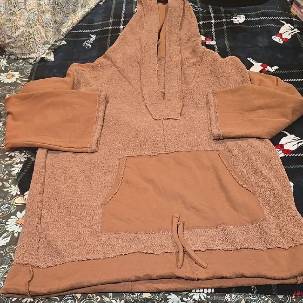 New Without Tag Free People RAVEN Pullover Hoodie